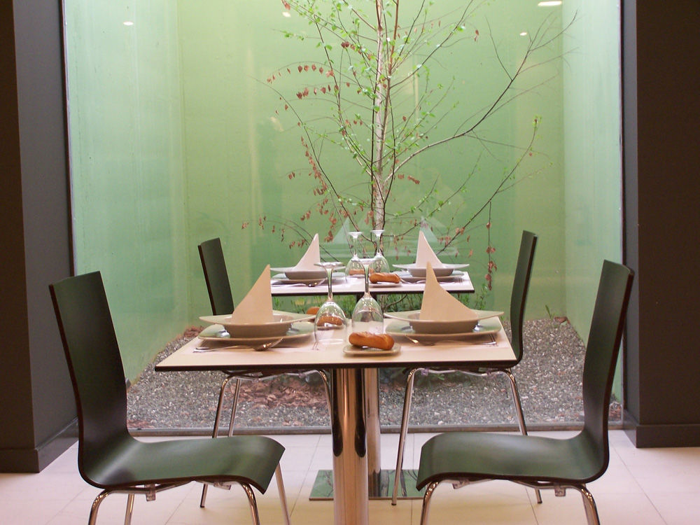 Holiday Inn Express Pamplona By Ihg Mutilva Baja Restoran foto